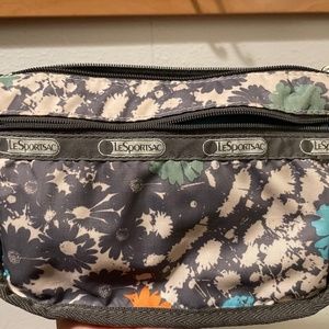 LeSportsac bag